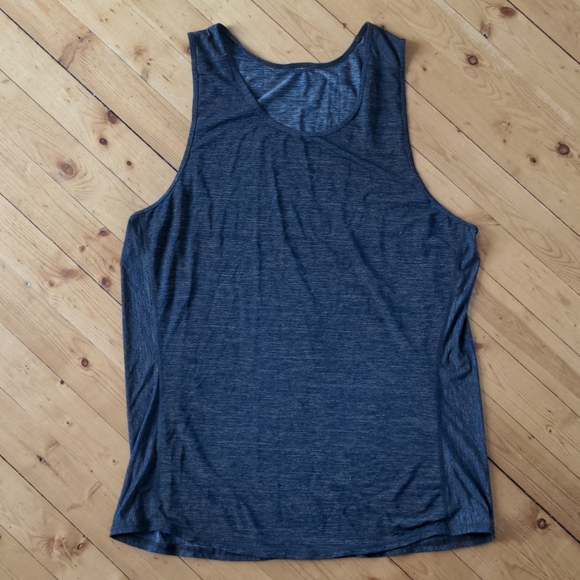 Men's Lulu Lemon Workout Tanktop - Picture 1 of 2